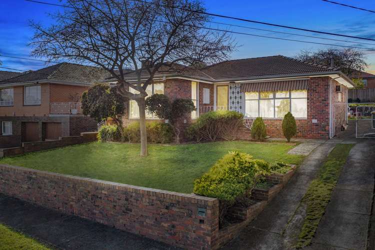 8 Golf Avenue, Kingsbury VIC 3083