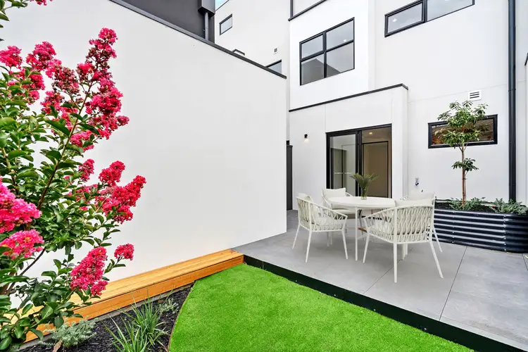 49 Jean Street