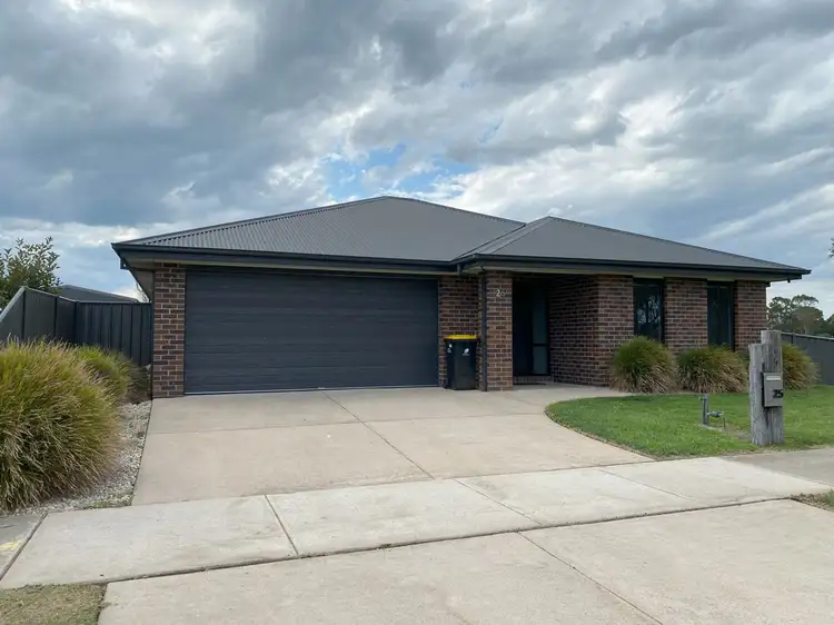 25 Hillcrest Drive