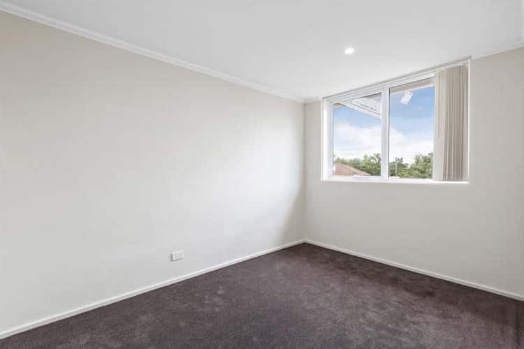 Fifth view of Homely apartment listing, 7/10 Heather Avenue, Brooklyn VIC 3012