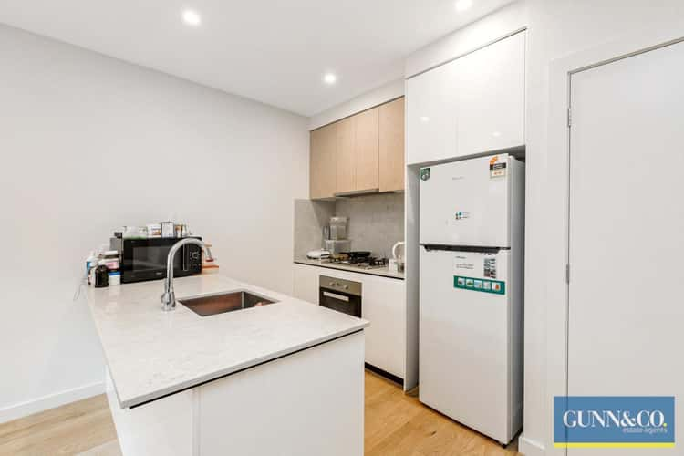 Third view of Homely apartment listing, 9/577 Glenferrie Road, Hawthorn VIC 3122