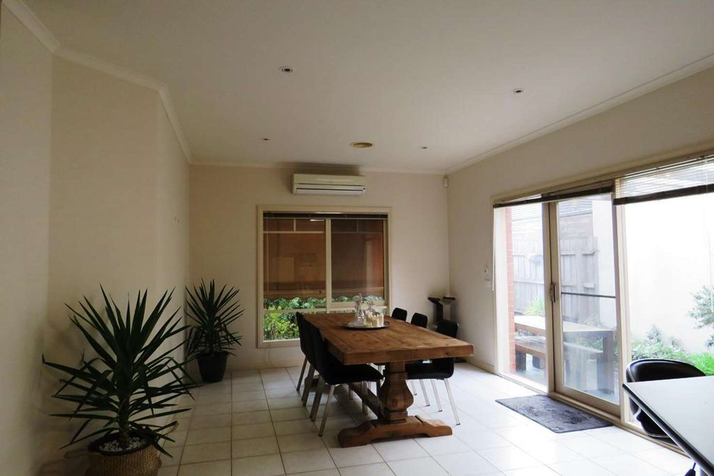 Main view of Homely unit listing, 2/3 Mernda Avenue, Carnegie VIC 3163