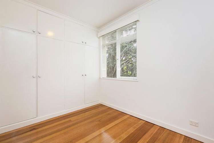 Fourth view of Homely apartment listing, 2/13 Wanda Road, Caulfield North VIC 3161
