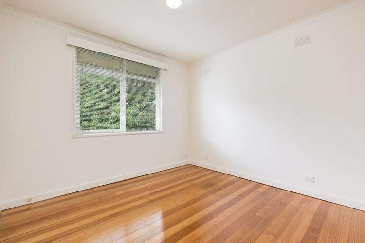 Fifth view of Homely apartment listing, 2/13 Wanda Road, Caulfield North VIC 3161