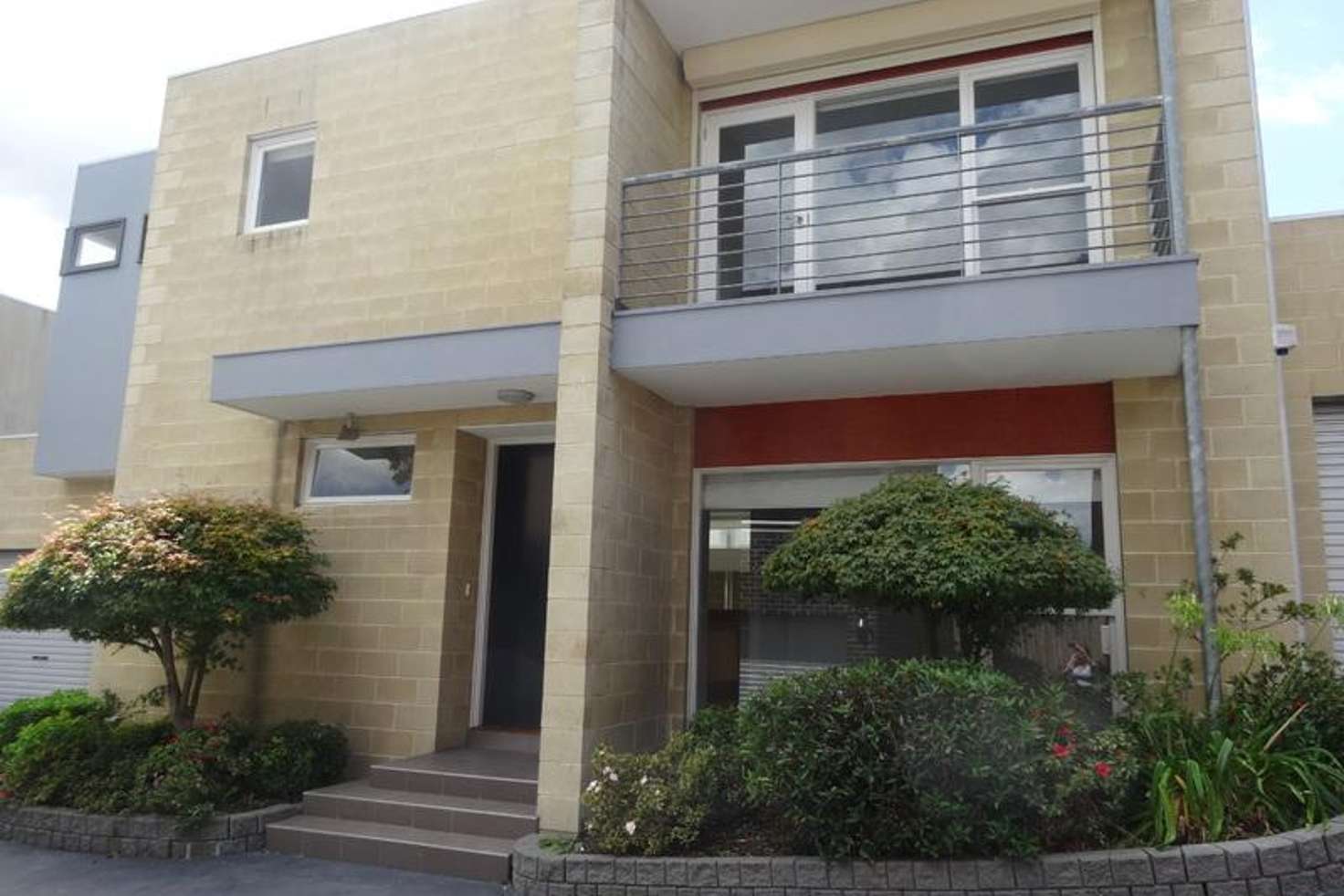 Main view of Homely townhouse listing, 2/17 Munro Street, Kew East VIC 3102