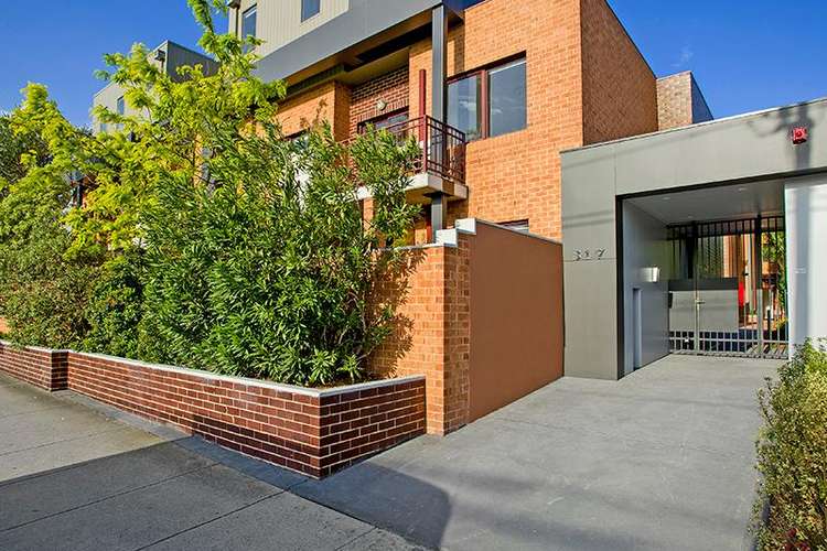 Main view of Homely unit listing, 2/317 Hawthorn Road, Caulfield VIC 3162