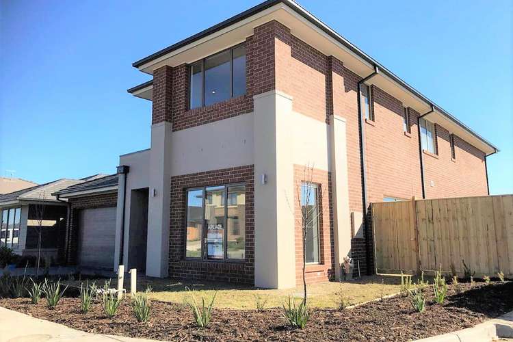 Second view of Homely house listing, 66 Karawarra Circuit, Cranbourne North VIC 3977