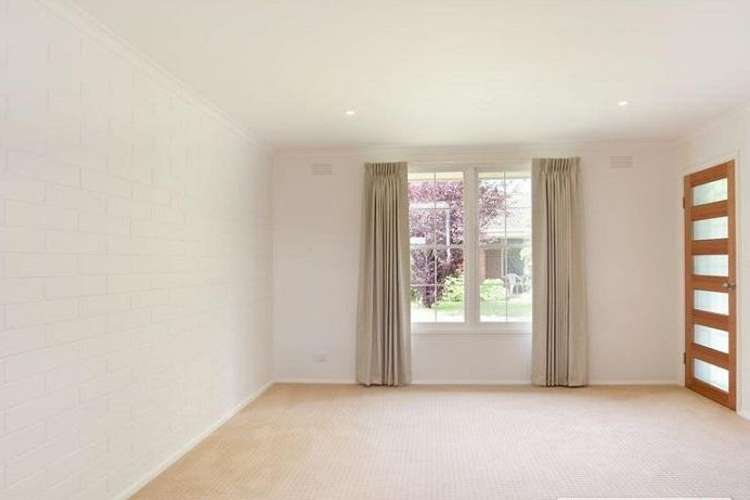 Second view of Homely unit listing, 2/121-123 Mount Eliza Way, Mount Eliza VIC 3930