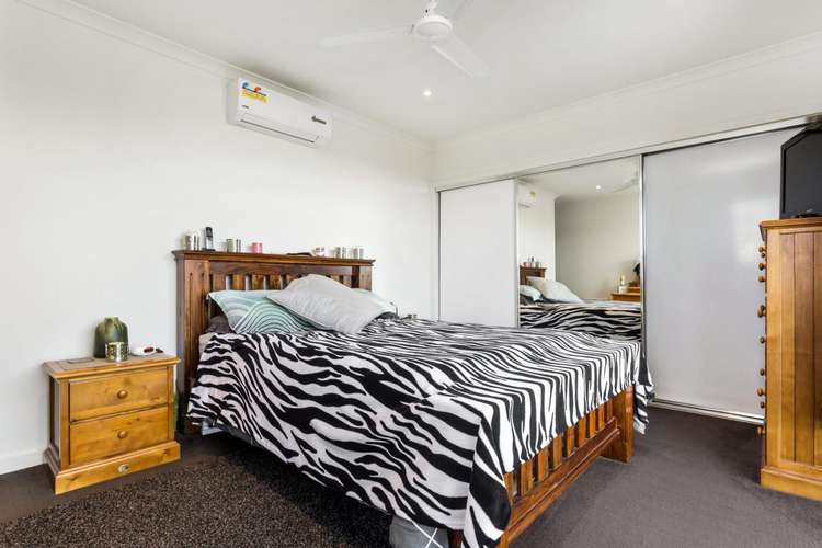 Fifth view of Homely townhouse listing, 14 Jumbuck Circuit, Carrum Downs VIC 3201