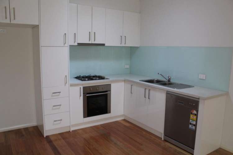Main view of Homely unit listing, 2/48 Barry Street, Reservoir VIC 3073