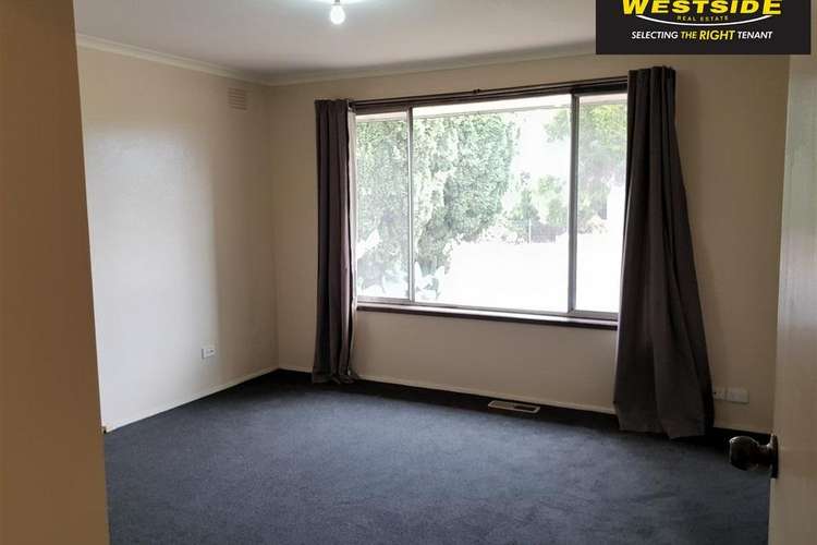 Third view of Homely house listing, 8 Cosma Court, Albanvale VIC 3021