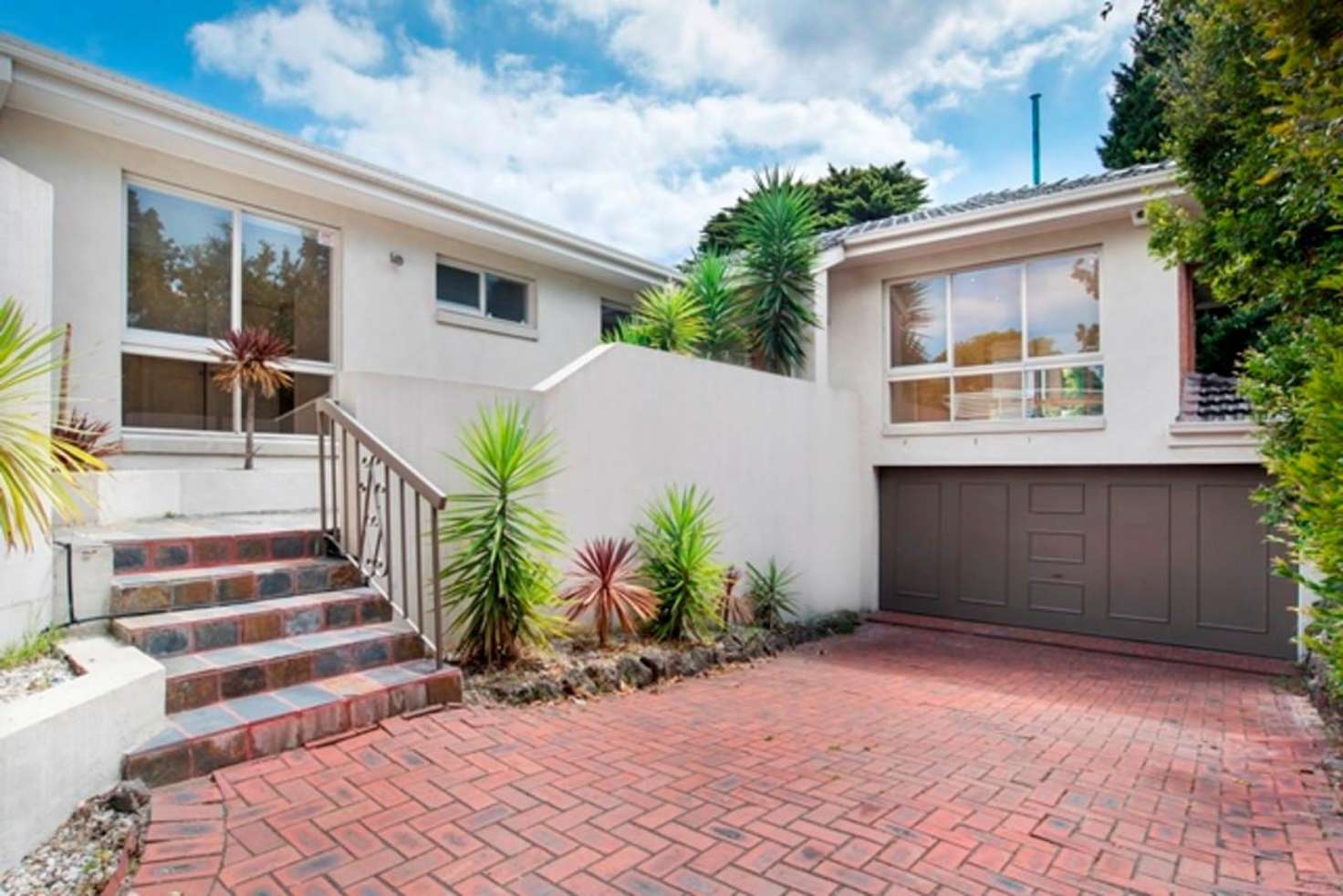 Main view of Homely townhouse listing, 2/46 Narong Road, Caulfield North VIC 3161