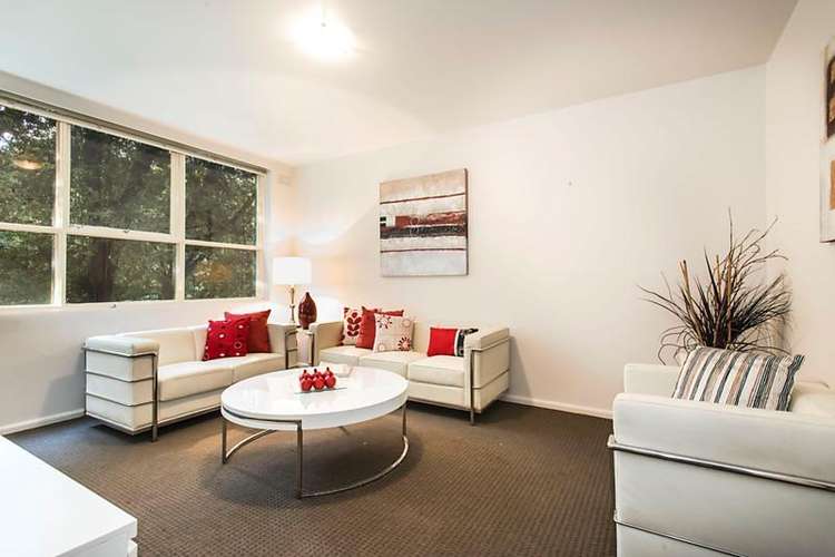 Main view of Homely apartment listing, 5/45 Robe Street, St Kilda VIC 3182