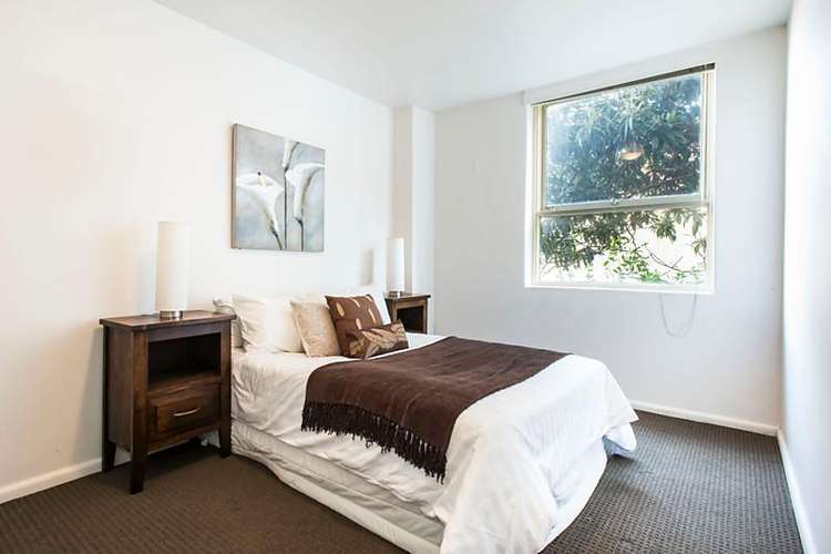 Third view of Homely apartment listing, 5/45 Robe Street, St Kilda VIC 3182