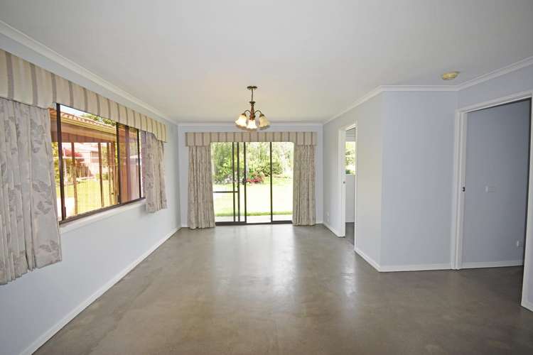 Fifth view of Homely house listing, 6 Brentwood Court, Warragul VIC 3820
