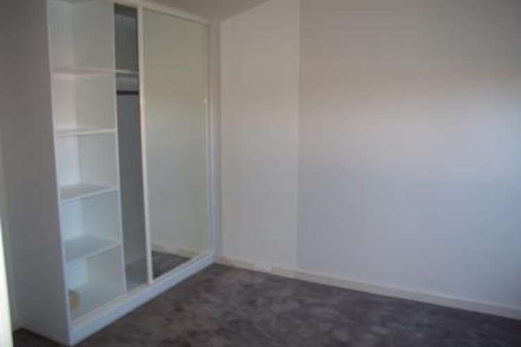 Fifth view of Homely apartment listing, 11/39 Osborne Avenue, Glen Iris VIC 3146