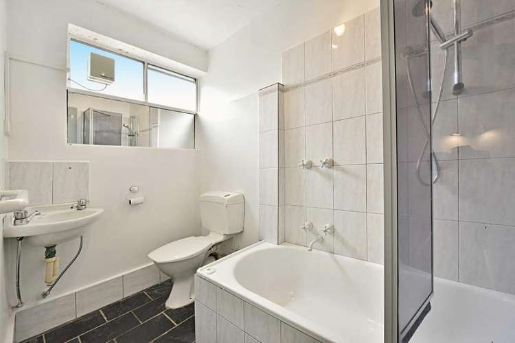 Fifth view of Homely apartment listing, 4/250 Dandenong Road, St Kilda East VIC 3183