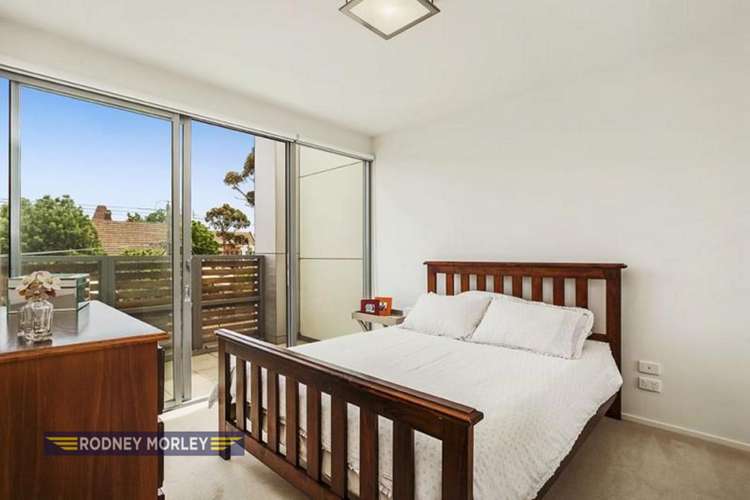 Third view of Homely apartment listing, 7/2 Cedar Street, Caulfield South VIC 3162