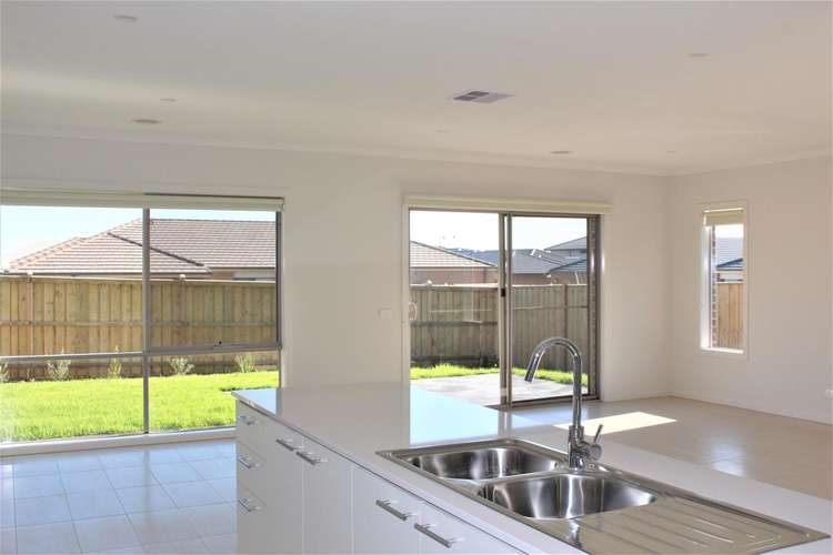 Fifth view of Homely house listing, 43 Noorat Place, Cranbourne North VIC 3977