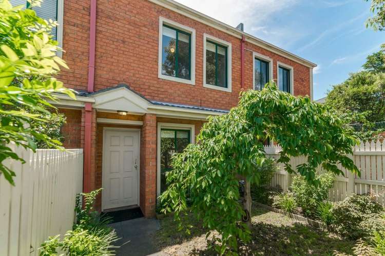 Main view of Homely townhouse listing, 2/10 Hudson Street, Caulfield North VIC 3161