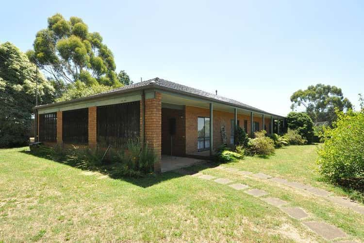 8 Walkers Road, Nilma VIC 3821