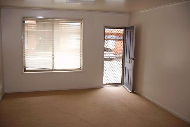 Third view of Homely unit listing, 2/152 Helen Street, Morwell VIC 3840