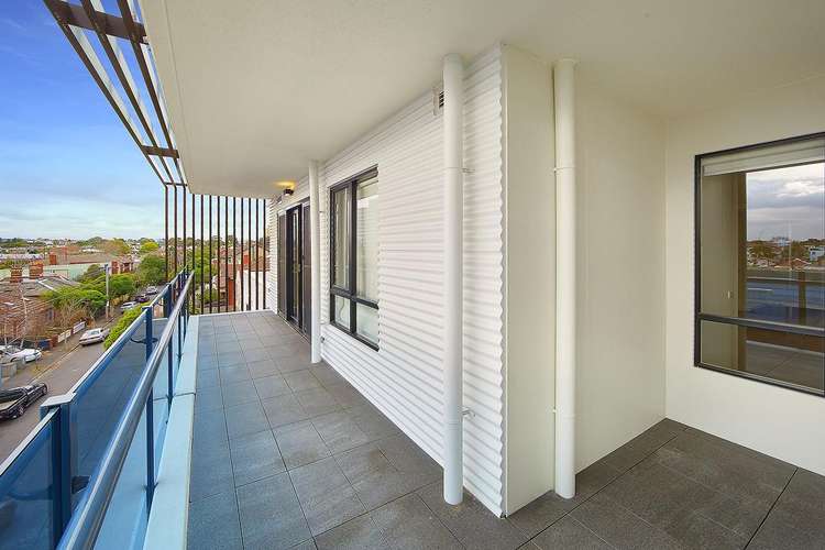 Fourth view of Homely apartment listing, 303/2a Henry Street, Windsor VIC 3181