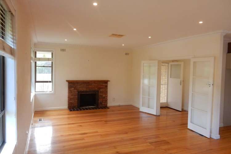 Second view of Homely house listing, 2 Gardeners Road, Bentleigh East VIC 3165