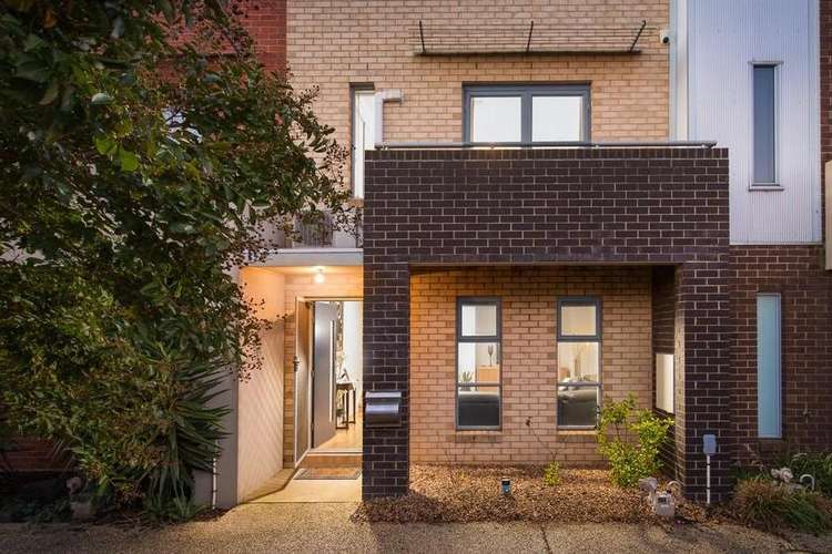 Main view of Homely townhouse listing, 20 Prominence Boulevard, Tarneit VIC 3029