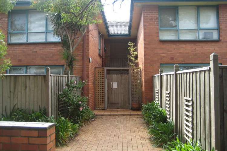 Main view of Homely apartment listing, 8/19 Edgewood Street, Carnegie VIC 3163