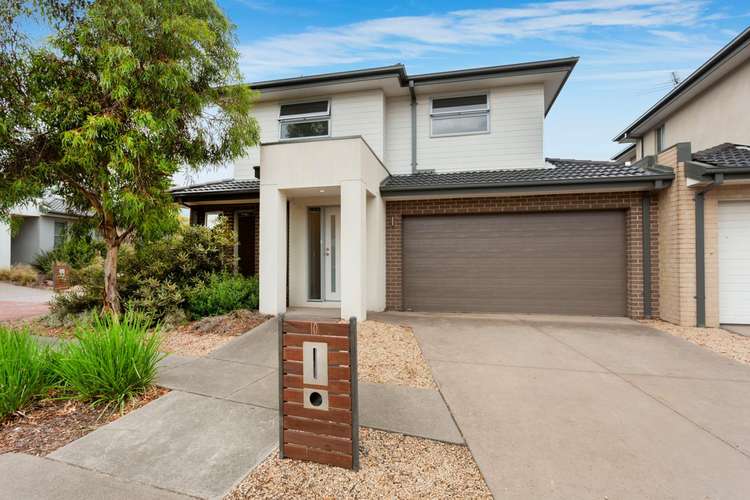 Main view of Homely townhouse listing, 10 Flora Lane, Carrum Downs VIC 3201