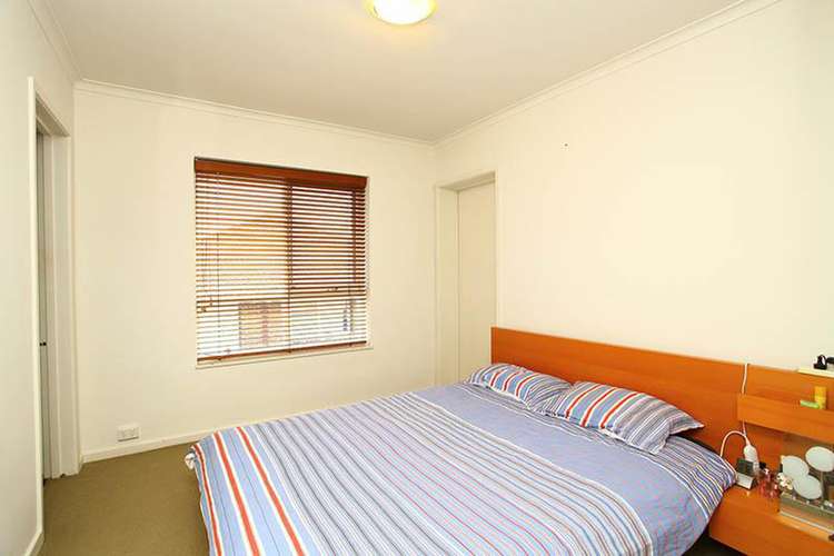 Third view of Homely apartment listing, 18/1 Kitmont Street, Murrumbeena VIC 3163