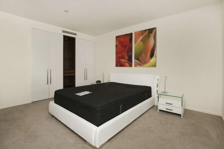 Fourth view of Homely apartment listing, 3806/7 Riverside Quay, Southbank VIC 3006