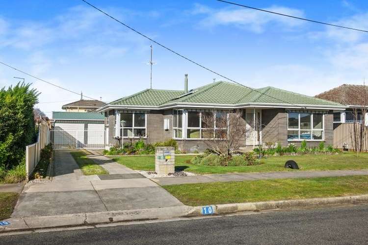 Main view of Homely house listing, 10 Aubrey Street, Wendouree VIC 3355