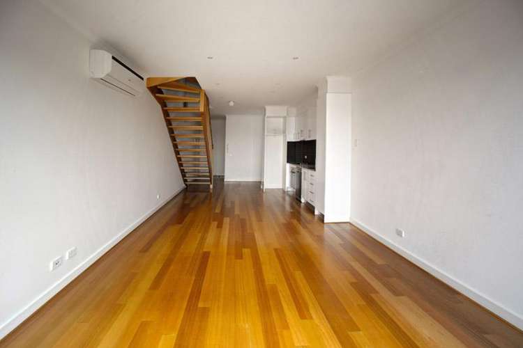 Fourth view of Homely apartment listing, 1/126A Tooronga Road, Malvern East VIC 3145