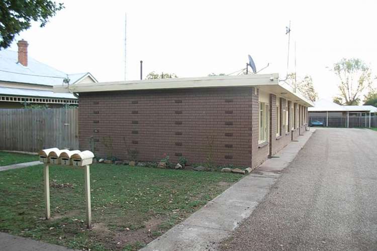 Main view of Homely unit listing, 2/37 Thomson Street, Maffra VIC 3860