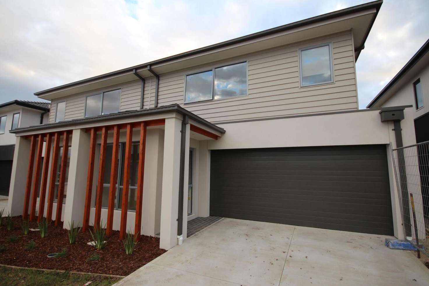 Main view of Homely townhouse listing, 14 Llano Circuit, Berwick VIC 3806