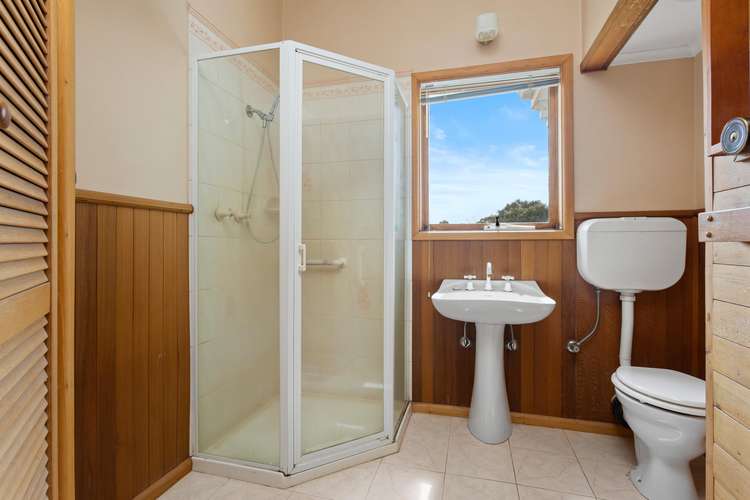 Fifth view of Homely house listing, 12 Woodlands Grove, Frankston VIC 3199