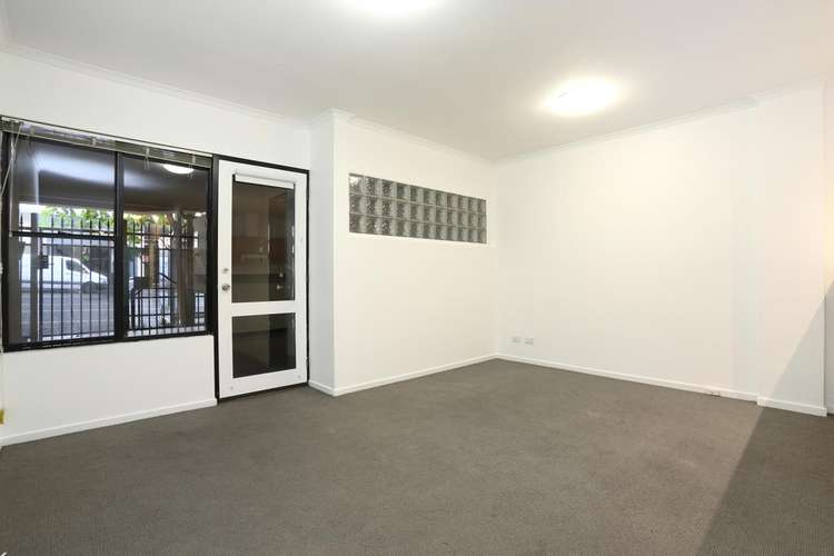 Fourth view of Homely unit listing, 1/165 La Trobe Street, Melbourne VIC 3000