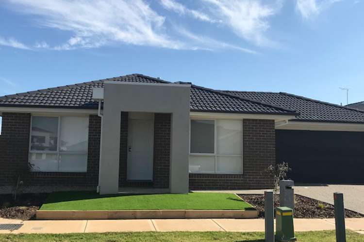 Main view of Homely house listing, 2 Weighbridge Avenue, Wyndham Vale VIC 3024