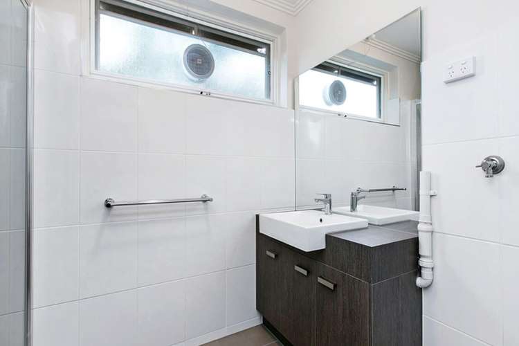 Fourth view of Homely apartment listing, 2/39 Paxton Street, Malvern East VIC 3145