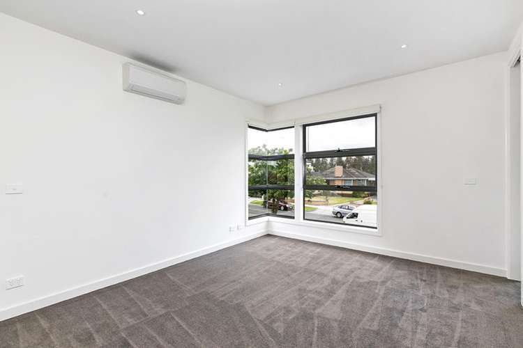 Fourth view of Homely townhouse listing, 3B Osborne Avenue, Bentleigh VIC 3204