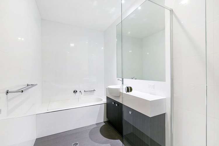 Fifth view of Homely townhouse listing, 3B Osborne Avenue, Bentleigh VIC 3204