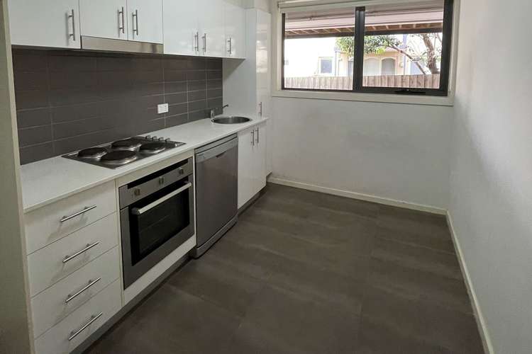 Main view of Homely apartment listing, 2/17 Holloway Street, Ormond VIC 3204