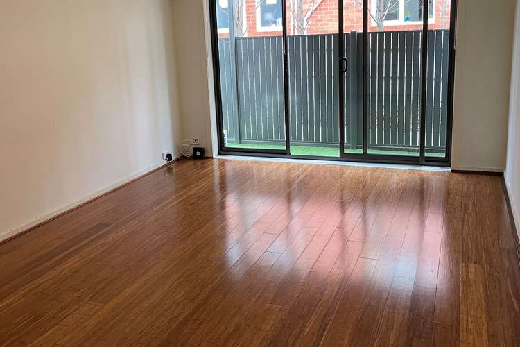 Second view of Homely apartment listing, 2/17 Holloway Street, Ormond VIC 3204