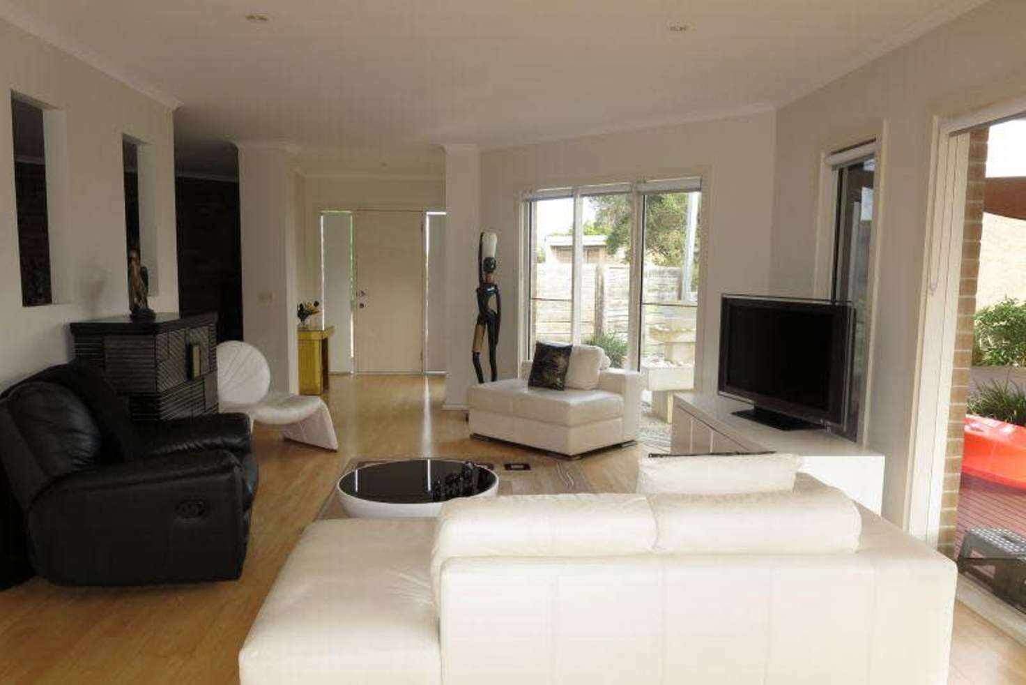 Main view of Homely townhouse listing, 5/11 Yarrbat Ave, Balwyn VIC 3103