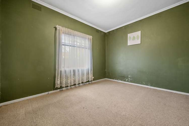 Fifth view of Homely house listing, 15 Cyprus Street, Lalor VIC 3075