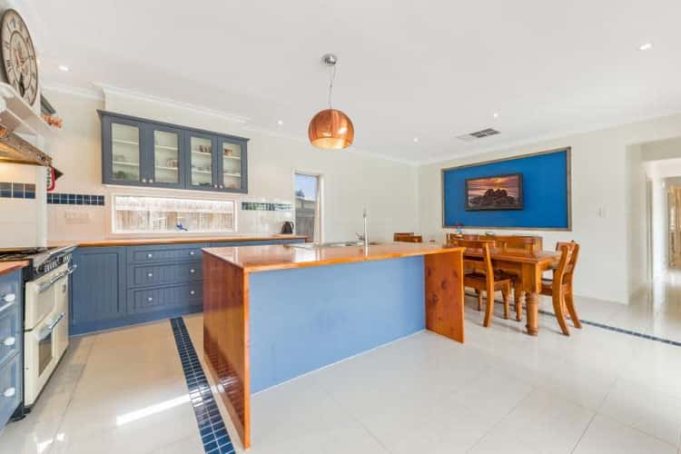 Second view of Homely house listing, 7 Joan Court, St Albans VIC 3021