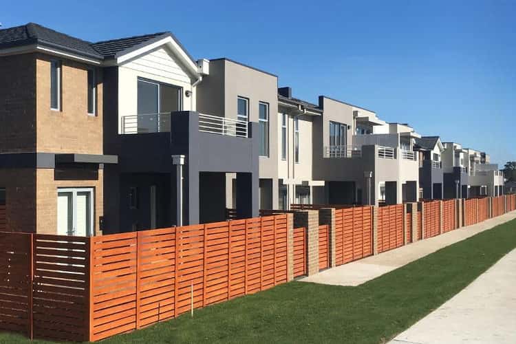 Main view of Homely townhouse listing, 9 Belfort Lane, Cranbourne VIC 3977