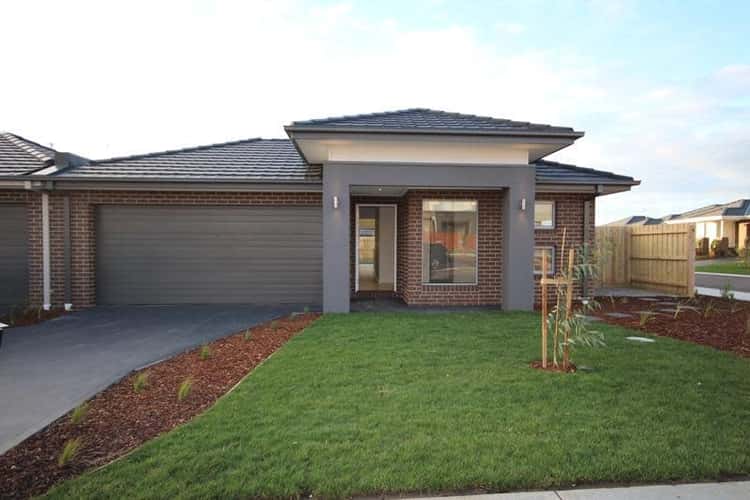 Main view of Homely house listing, 2 Sandview Place, Cranbourne VIC 3977